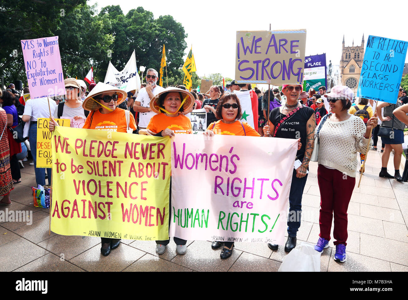 Sydney, Australia. Il 10 marzo 2018. I partecipanti a Sydney in occasione della Giornata internazionale della donna e marzo Rally in Hyde Park, Sydney, Australia Foto Stock