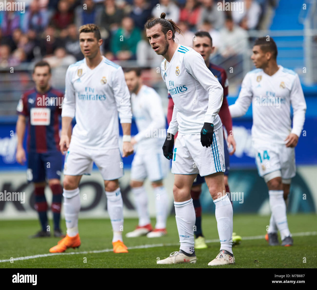 Eibar, Spagna. Decimo Mar, 2018. (7) Cristiano Ronaldo, (11) Gareth Frank balla durante la spagnola La Liga partita di calcio tra S.D Eibar e Real Madrid C.F, a Ipurua Stadium, in Eibar, Spagna settentrionale, Sabato, Marzo, 10, 2018. Credito: Gtres Información más Comuniación on line, S.L./Alamy Live News Foto Stock Eibar, Spagna. Decimo Mar, 2018. (7) Cristiano Ronaldo, (11) Gareth Frank balla durante la spagnola La Liga partita di calcio tra S.D Eibar e Real Madrid C.F, a Ipurua Stadium, in Eibar, Spagna settentrionale, Sabato, Marzo, 10, 2018. Credito: Gtres Información más Comuniación on line, S.L./Alamy Live News Foto Stock