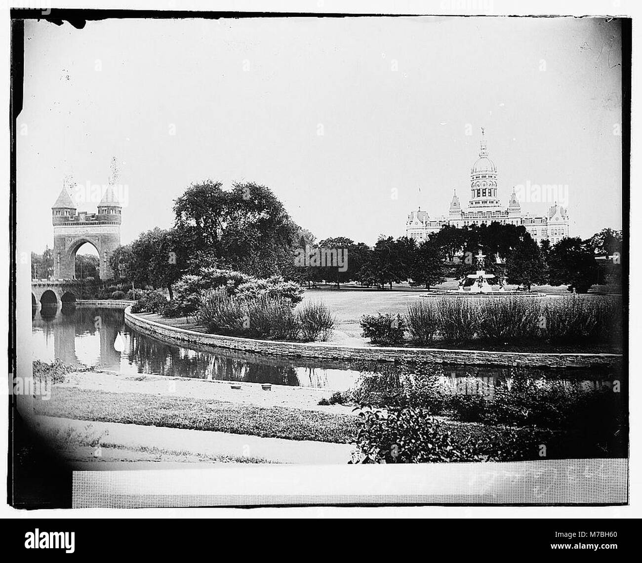 Un'immagine del Campidoglio di Hartford, Connecticut, che mette in evidenza le sue caratteristiche architettoniche e il suo significato nella storia dello stato. Foto Stock