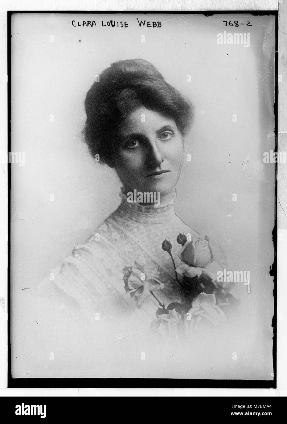 Questa fotografia raffigura Clara Louise Webb, una figura storica nota per i suoi contributi alla sua comunità. L'immagine la cattura in un momento di grazia e dignità. Foto Stock