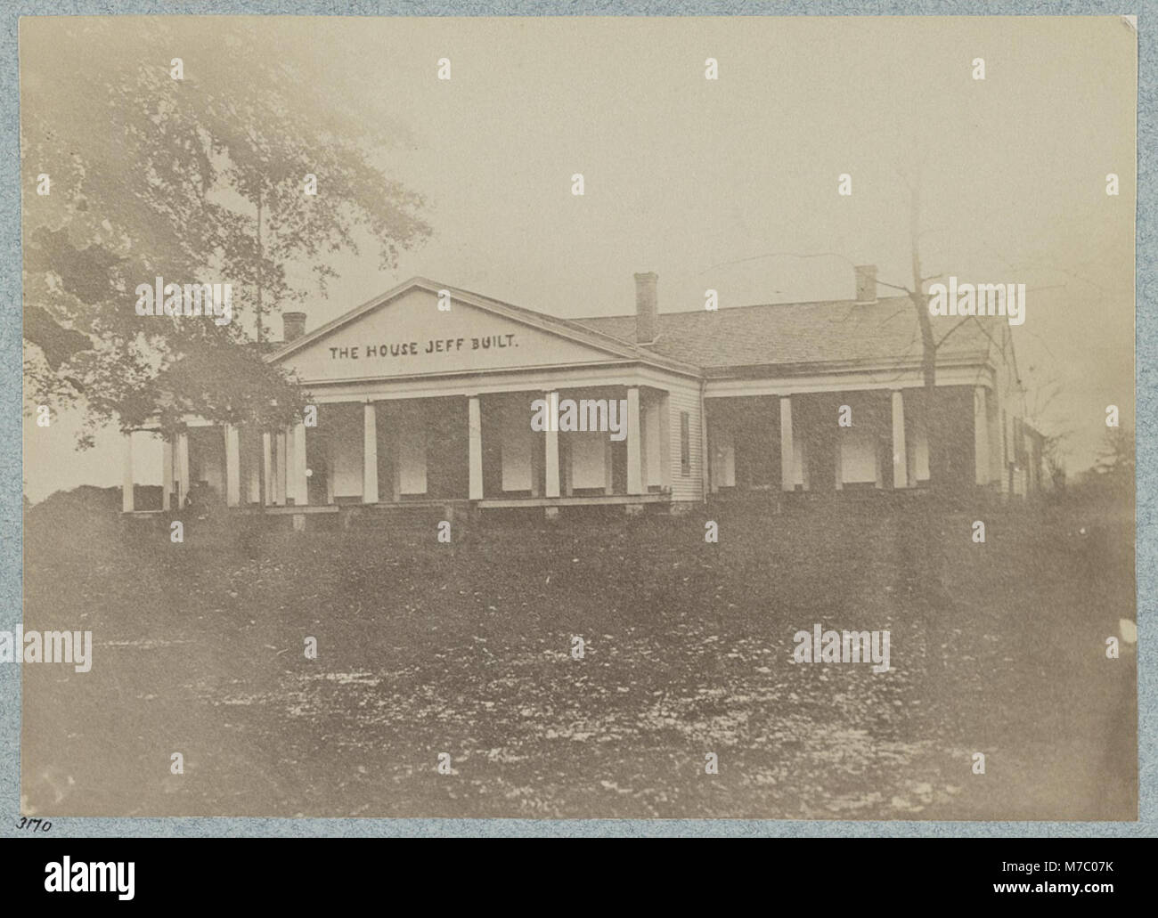 Questa immagine mostra la casa di Jefferson Davis a Hurricane Island, Mississippi. Davis fu presidente degli Stati Confederati durante la guerra civile americana. La sua residenza mette in risalto la sua vita dopo la guerra. Foto Stock