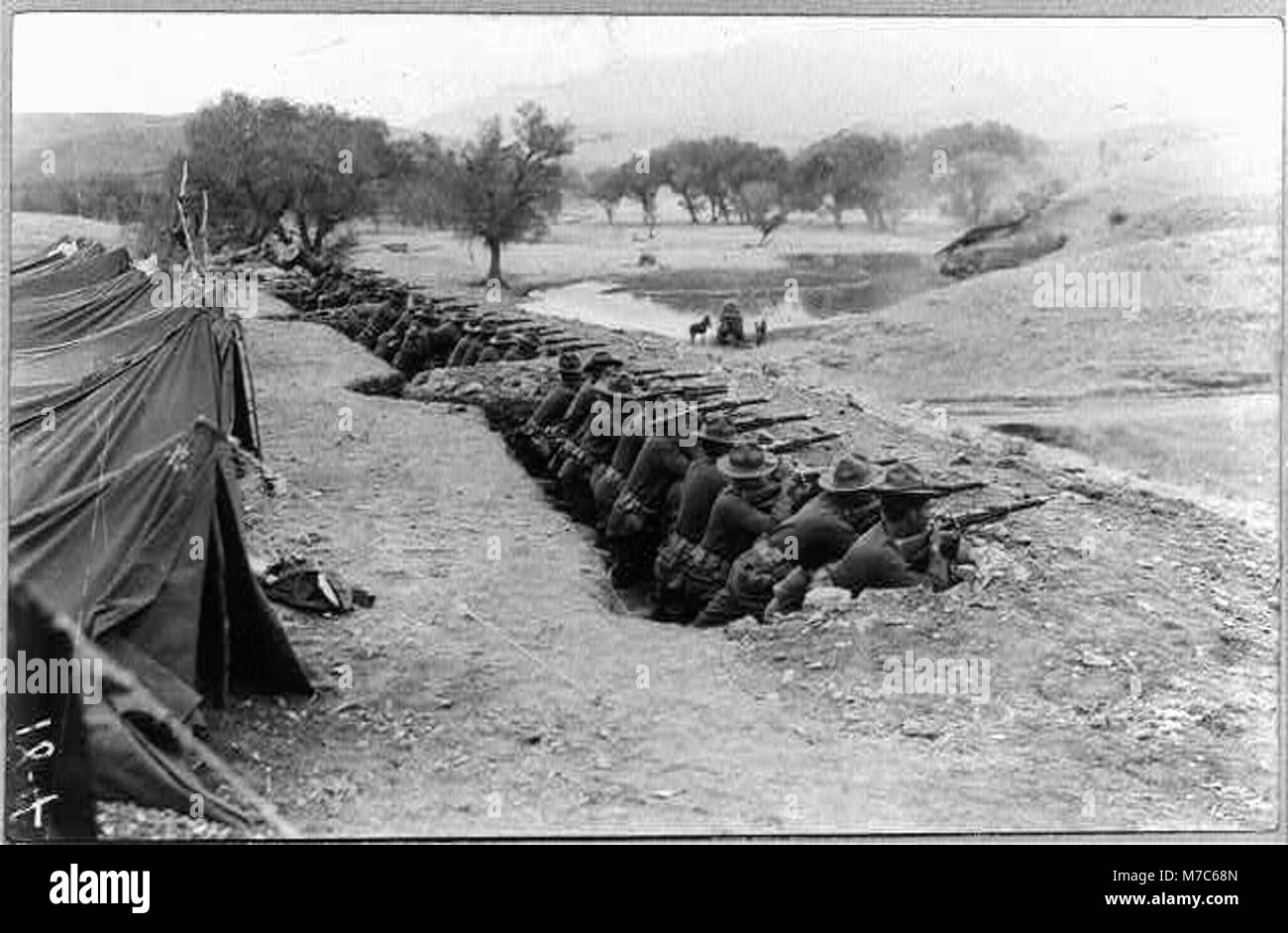 Questa immagine rappresenta la campagna messicano-statunitense dopo le incursioni di Pancho Villa nel 1916. L'azione militare coinvolse le forze statunitensi che inseguirono Villa oltre il confine messicano dopo i suoi attacchi ai territori degli Stati Uniti. Foto Stock