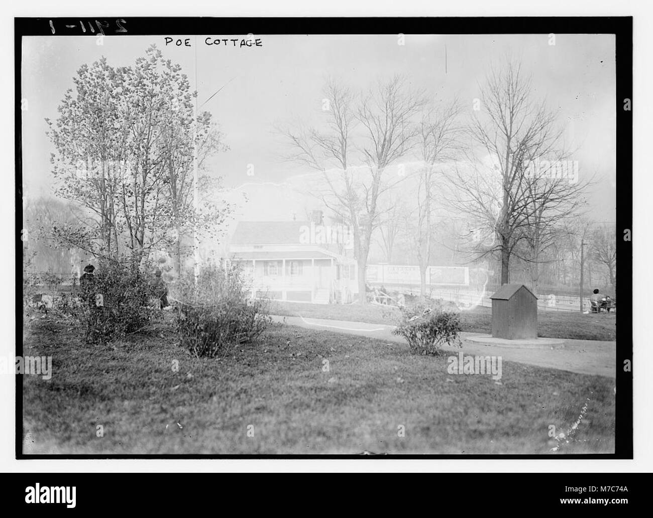 PoE Cottage, l'ex residenza del famoso scrittore americano Edgar Allan PoE, si trova nel Bronx, New York. La casa, in cui PoE visse negli ultimi anni della sua vita, è ora un museo dedicato alla sua vita e alle sue opere. Foto Stock