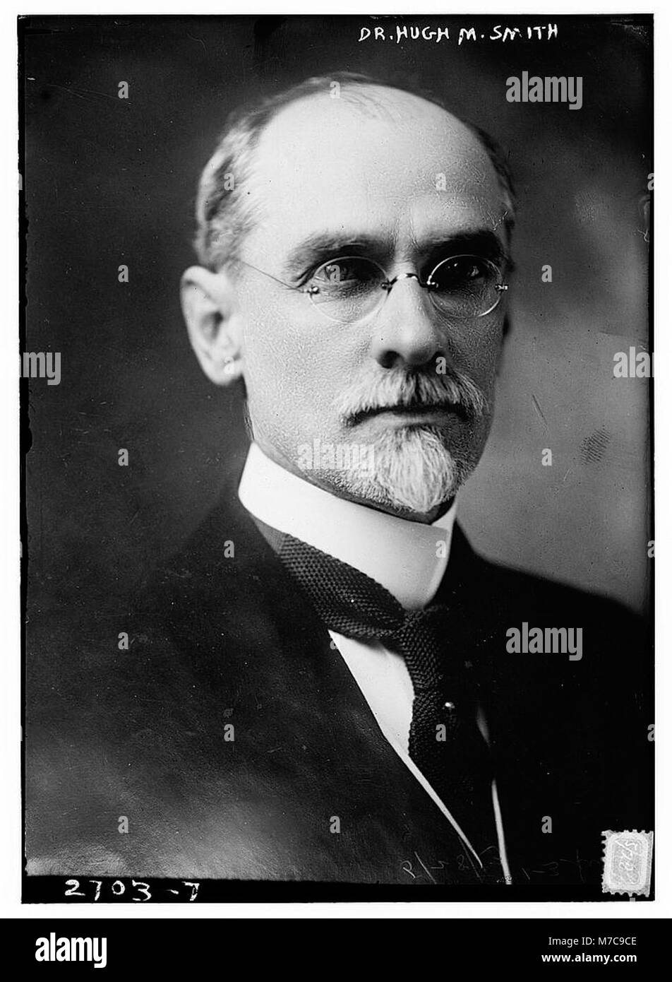 Hugh M. Smith, una figura influente nota per i suoi contributi alla scienza e alla salute pubblica, riconosciuto per il suo lavoro pionieristico nel campo medico. Foto Stock