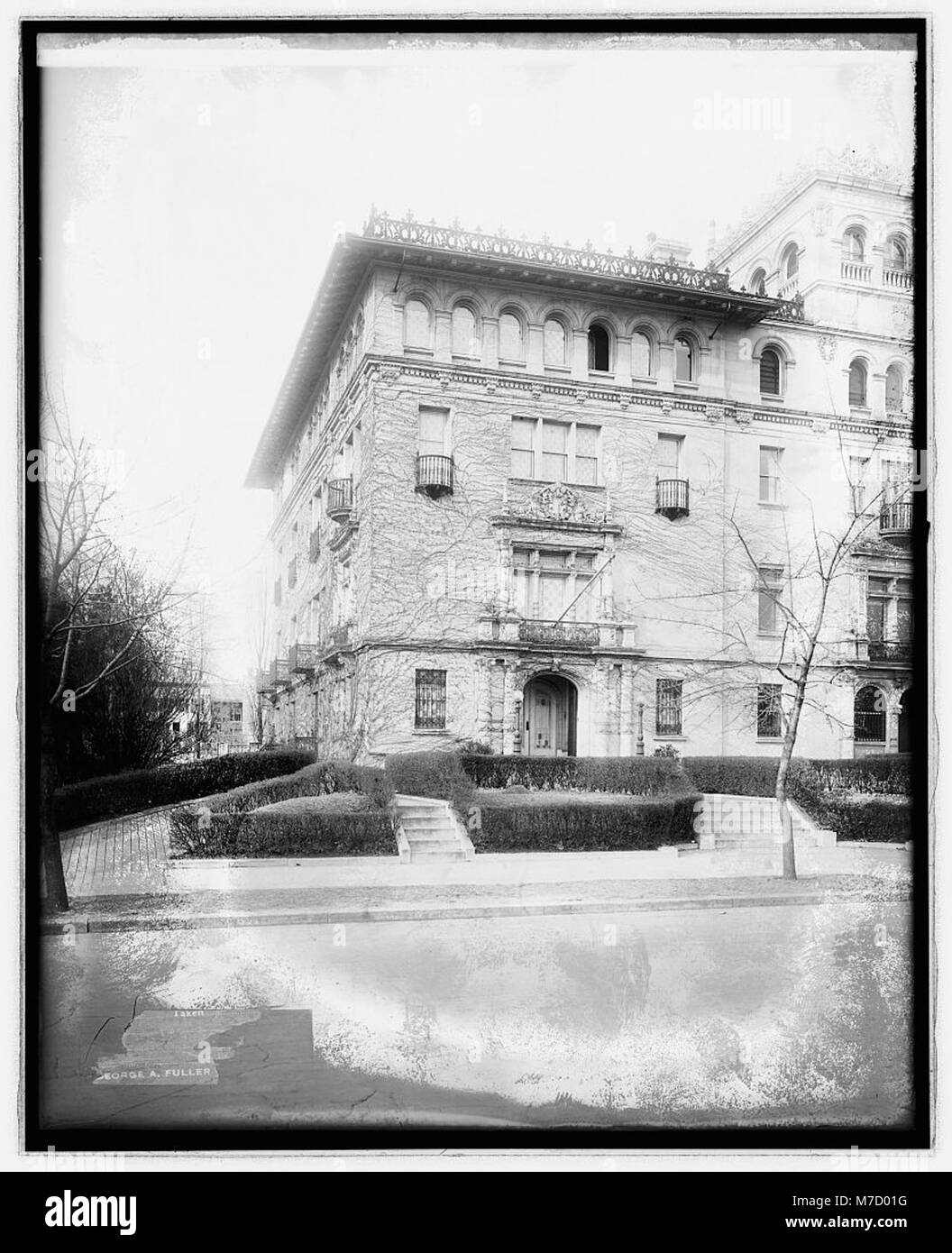 Questa immagine rappresenta la Fuller Company al 2620 16, ambasciata spagnola a Washington D.C., evidenziando il ruolo e il legame della compagnia con la sede diplomatica. Foto Stock