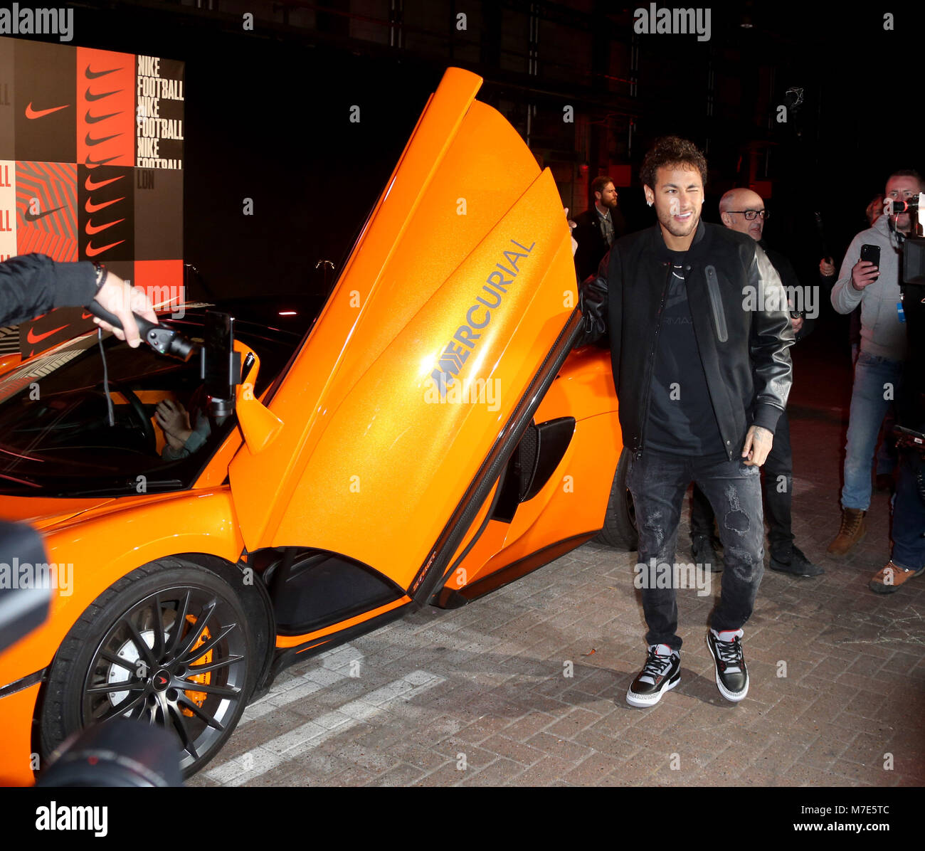 Nike Mercurial calcio evento di avvio - Arrivi con: Neymar dove: Londra,  Regno Unito quando: 07 Feb 2018 Credit: JRP/WENN Foto stock - Alamy