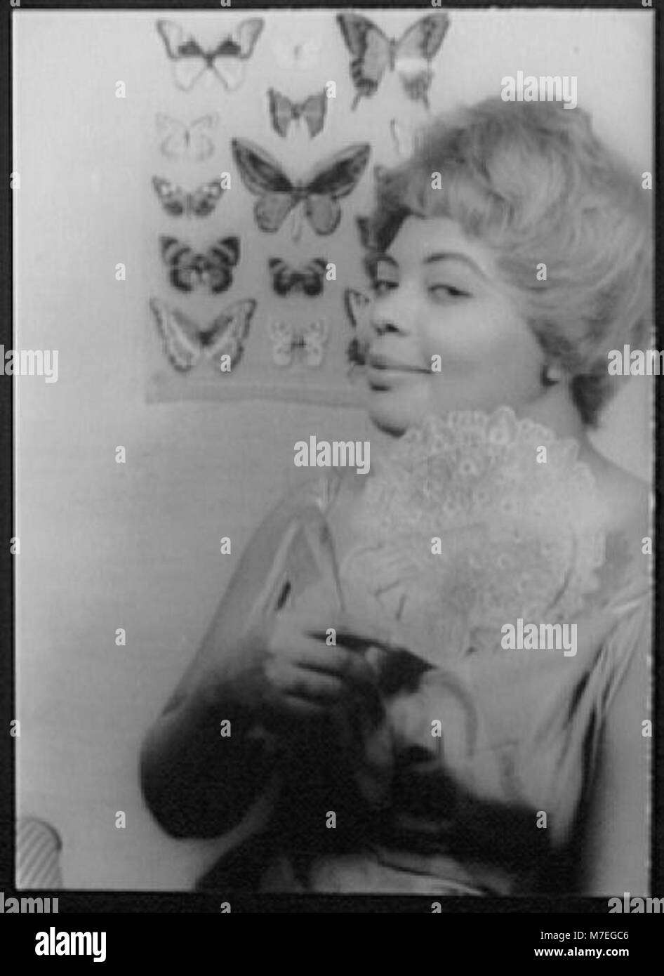 Questo ritratto cattura Bertice Reading, una figura influente nota per i suoi contributi all'industria dell'intrattenimento e al patrimonio culturale. Foto Stock