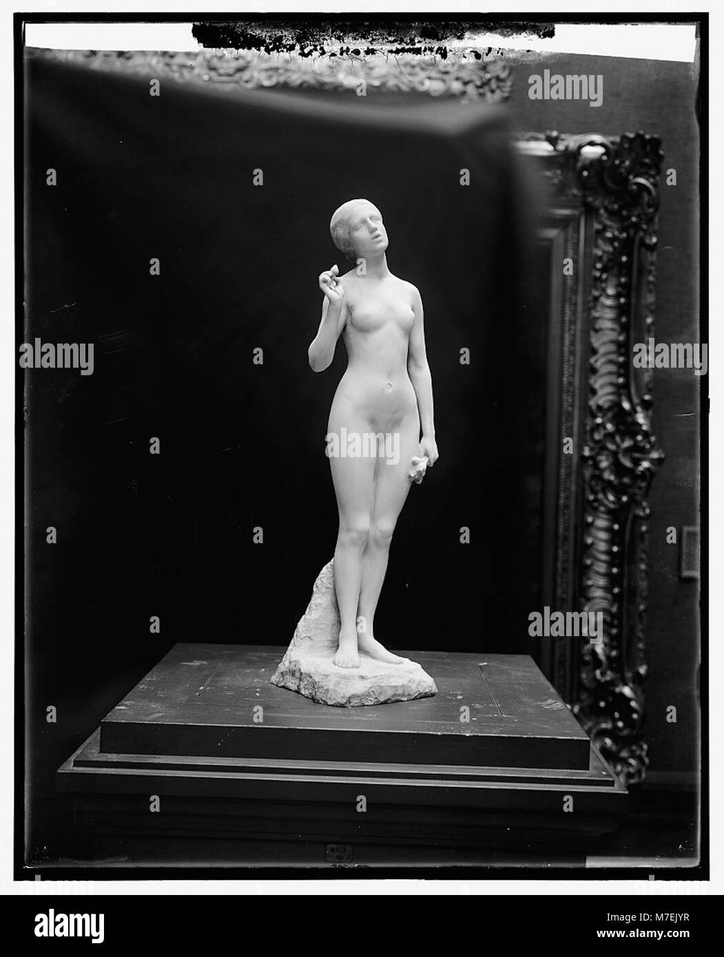 Un'opera di Dykaar è esposta presso la National Gallery di Washington, D.C. il pezzo fa parte di una collezione curata, che espone opere d'arte di importanti artisti del periodo. Foto Stock