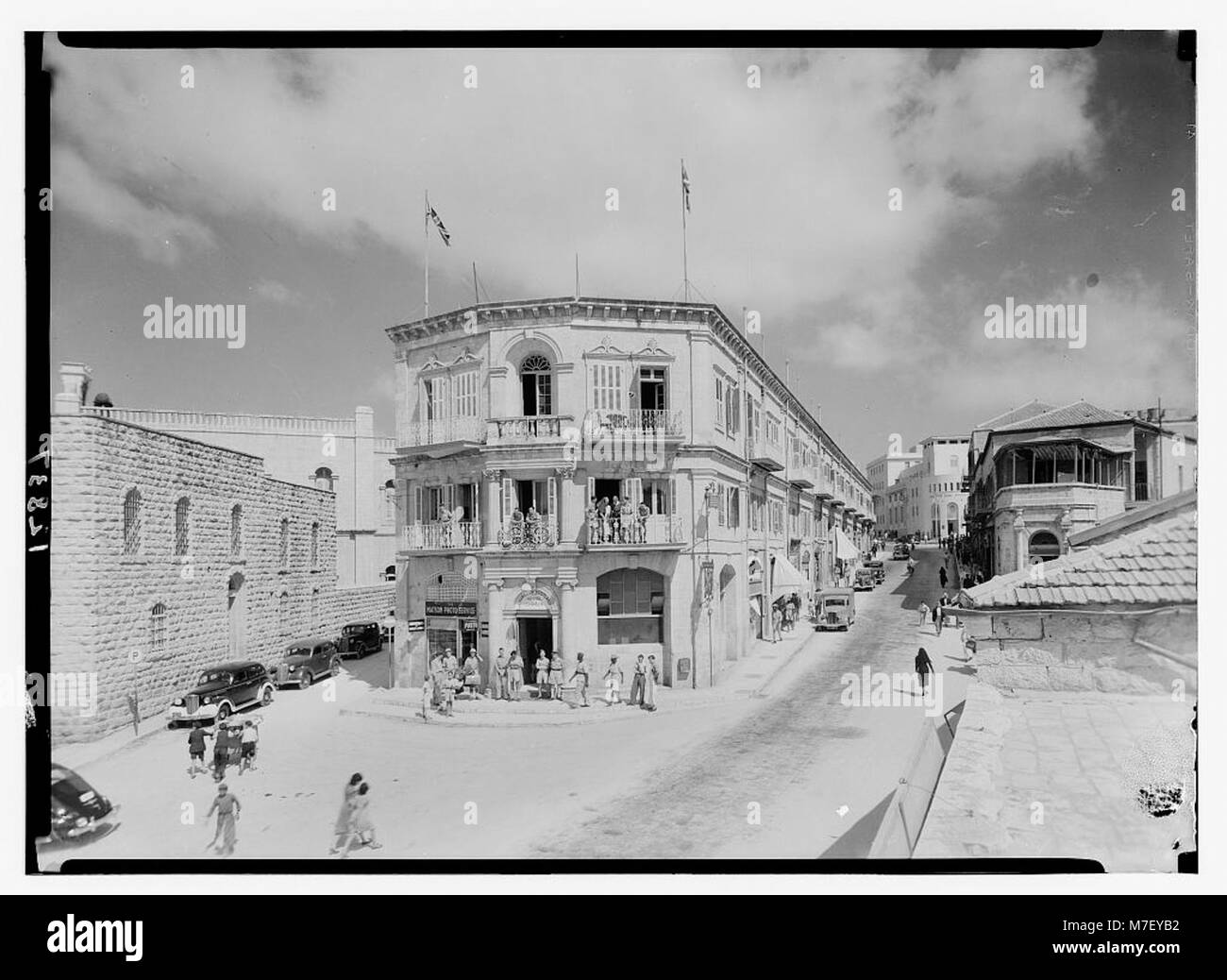 St. Andrew's House, nota anche come The Fast Hotel, scattata in una fotografia scattata il 2 luglio 1943. Questo edificio storico era un punto di riferimento notevole all'epoca. Foto Stock
