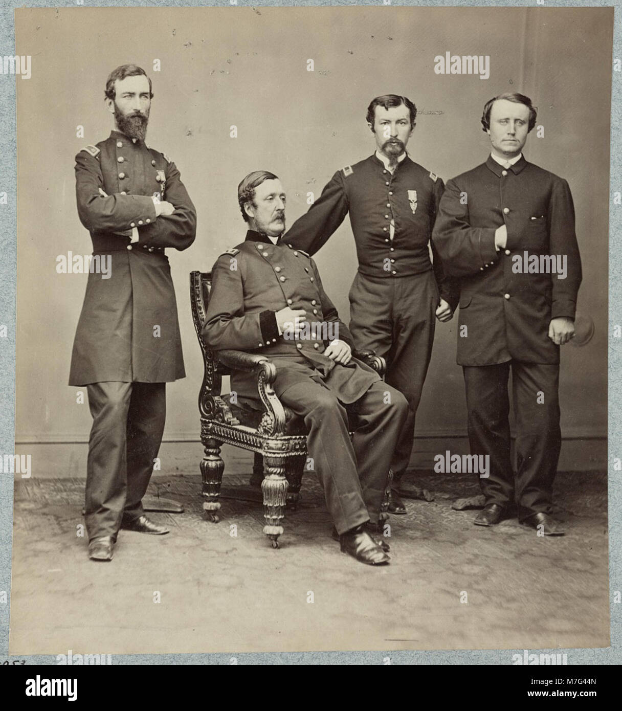 Questa fotografia cattura il BVT. Il maggiore generale W. F. Barry con il suo staff. Mostra personale militare che posa per un ritratto militare storico alla fine del XIX secolo o all'inizio del XX secolo. Foto Stock