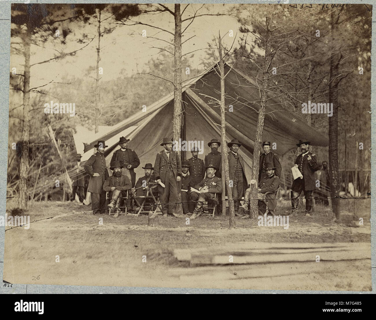 Una fotografia storica del generale Ulysses S. Grant e del suo staff a City Point, Virginia, durante l'estate del 1864. L'immagine cattura un momento significativo durante la guerra civile americana. Foto Stock