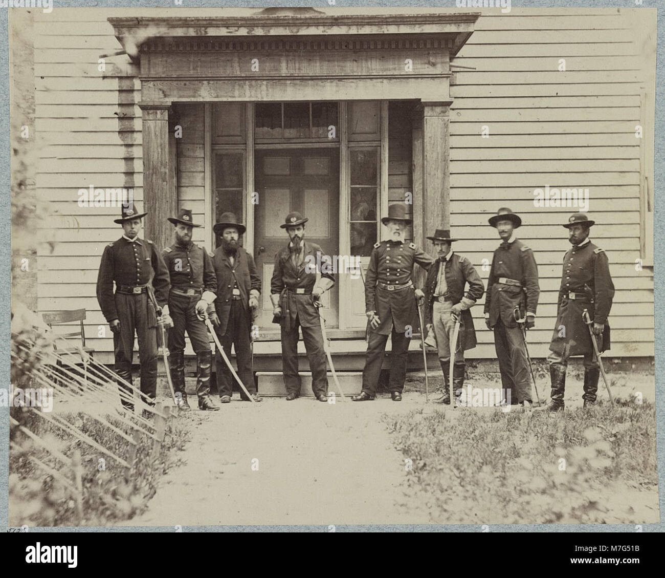 Il maggiore generale E.V. Sumner, mostrato con il suo staff, fu una figura chiave nella leadership militare durante la guerra civile. Il suo ruolo nel comando delle truppe e nella supervisione delle operazioni strategiche fu vitale per il successo dell'esercito dell'Unione. Foto Stock