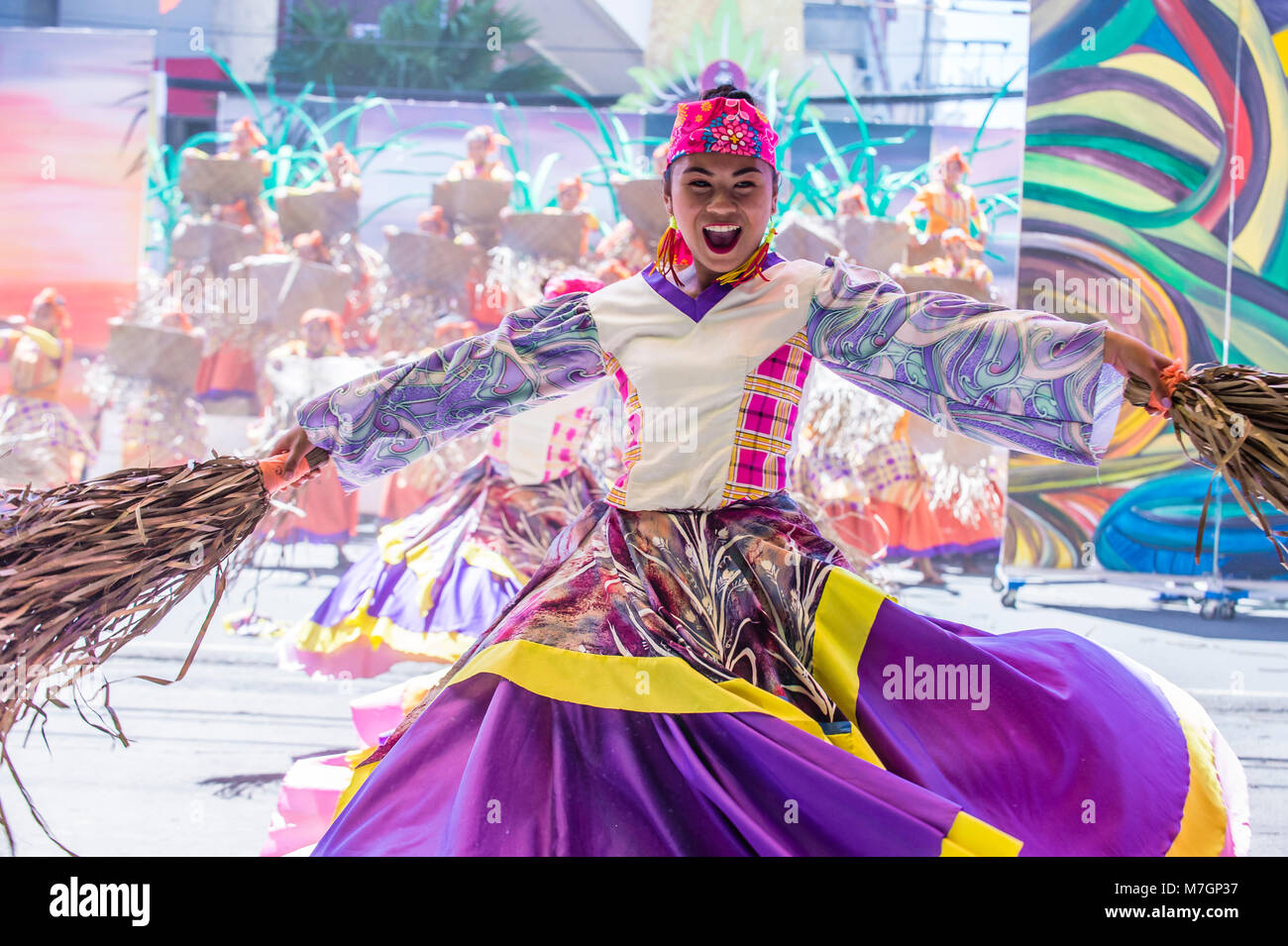 ILOILO , Filippine - Jan 28 : i partecipanti al Festival di Dinagyang in Iloilo philippines il 28 gennaio 2018. Il Dinagyang è religioso e cultur Foto Stock