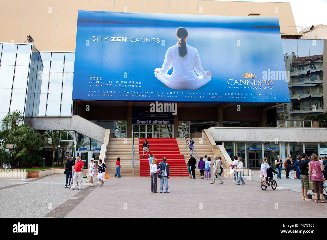 Palais des Festivals et des Congrès de Cannes, Boulevard La Croisette, film festival di Cannes Riviera francese, il sud della Francia, in Francia, in Europa Foto Stock