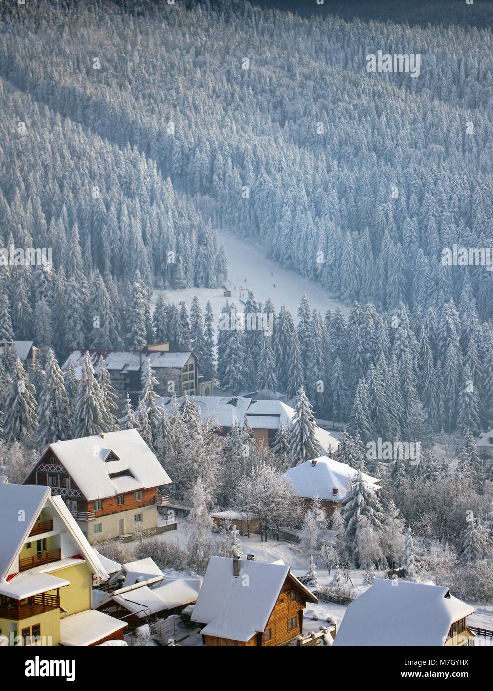 Resort di montagna nei Carpazi romeni. Durau Foto Stock