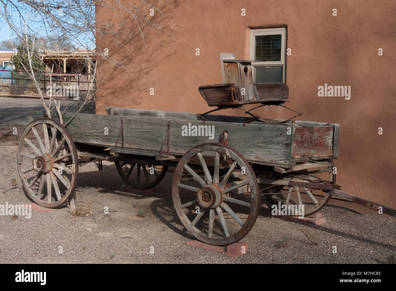 ruote di carro in legno