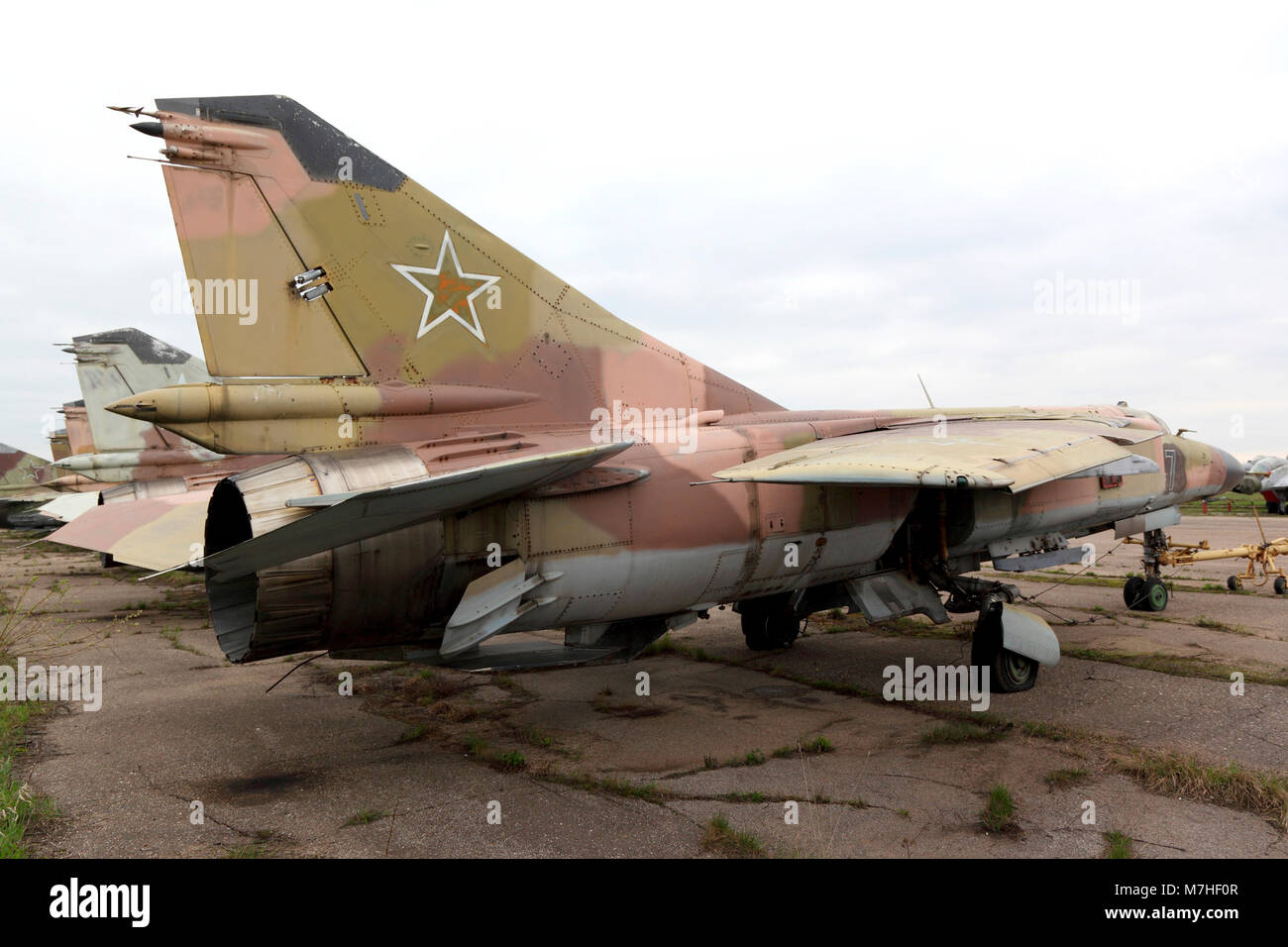 MiG-23MLD caccia dell'esercito dell'aria russa storage, Kubinka, Russia. Foto Stock