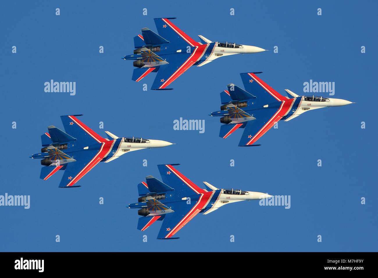 Su-30SM jet combattenti dei Cavalieri russo aerobatic team. Foto Stock