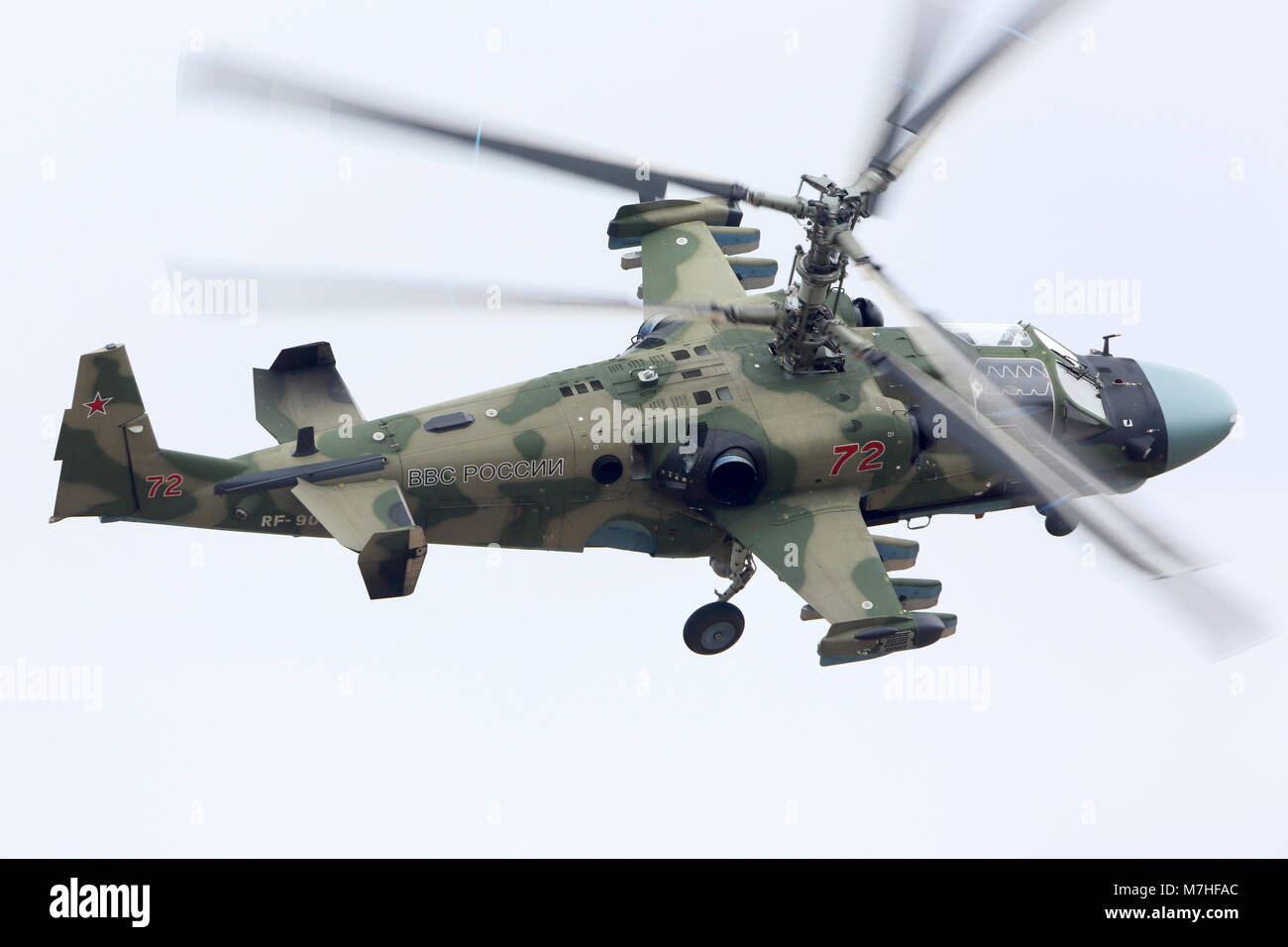 Ka-52 Alligator attacco elicottero russo di Air Force. Foto Stock