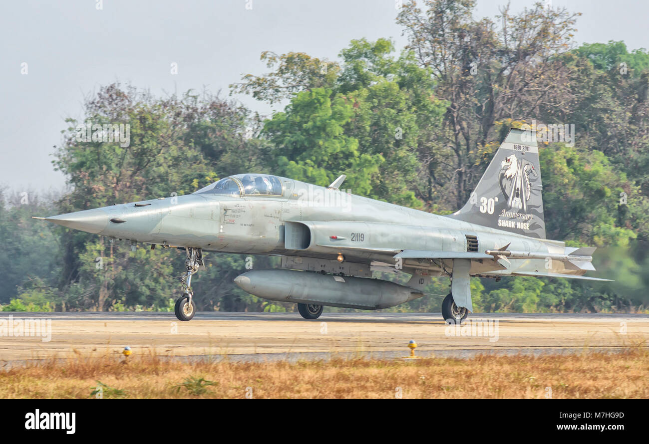 Royal Thai Air Force F-5F durante l'esercizio a far fronte Tiger 2016 in Thailandia. Foto Stock