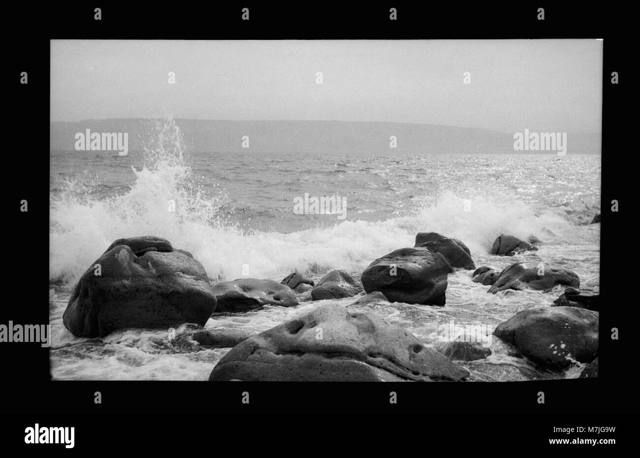 Questa immagine spettacolare cattura l'intensità di una grande tempesta, illustrando la potenza della natura e la forza impressionante delle condizioni meteorologiche avverse. Foto Stock