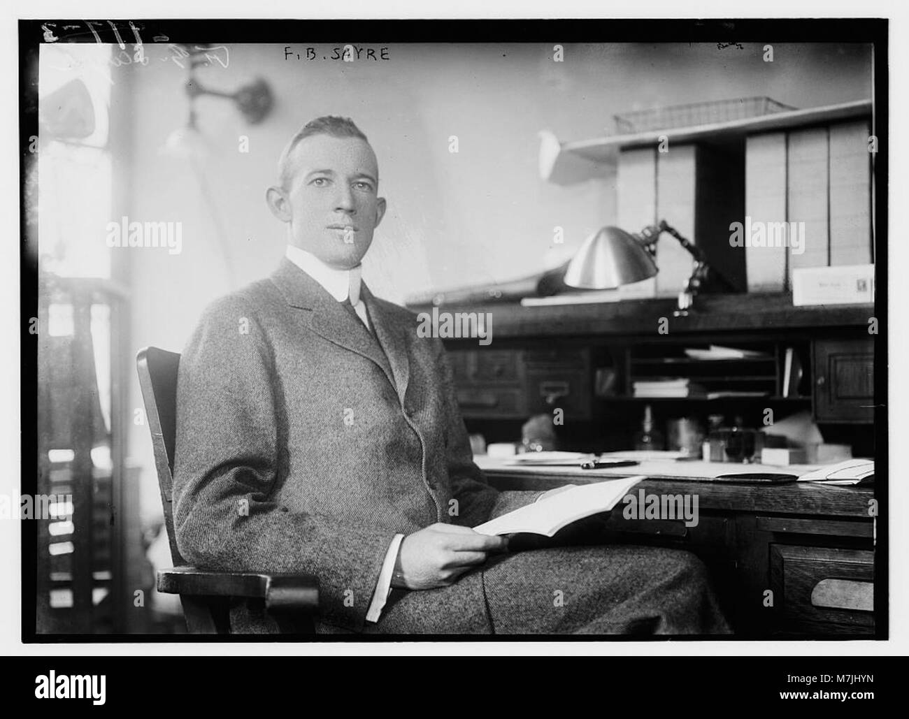 F.B. Sayre era una figura americana di rilievo coinvolta in vari servizi pubblici e affari della comunità. Questo ritratto d'archivio cattura la sua somiglianza e il suo contributo al suo campo. Foto Stock