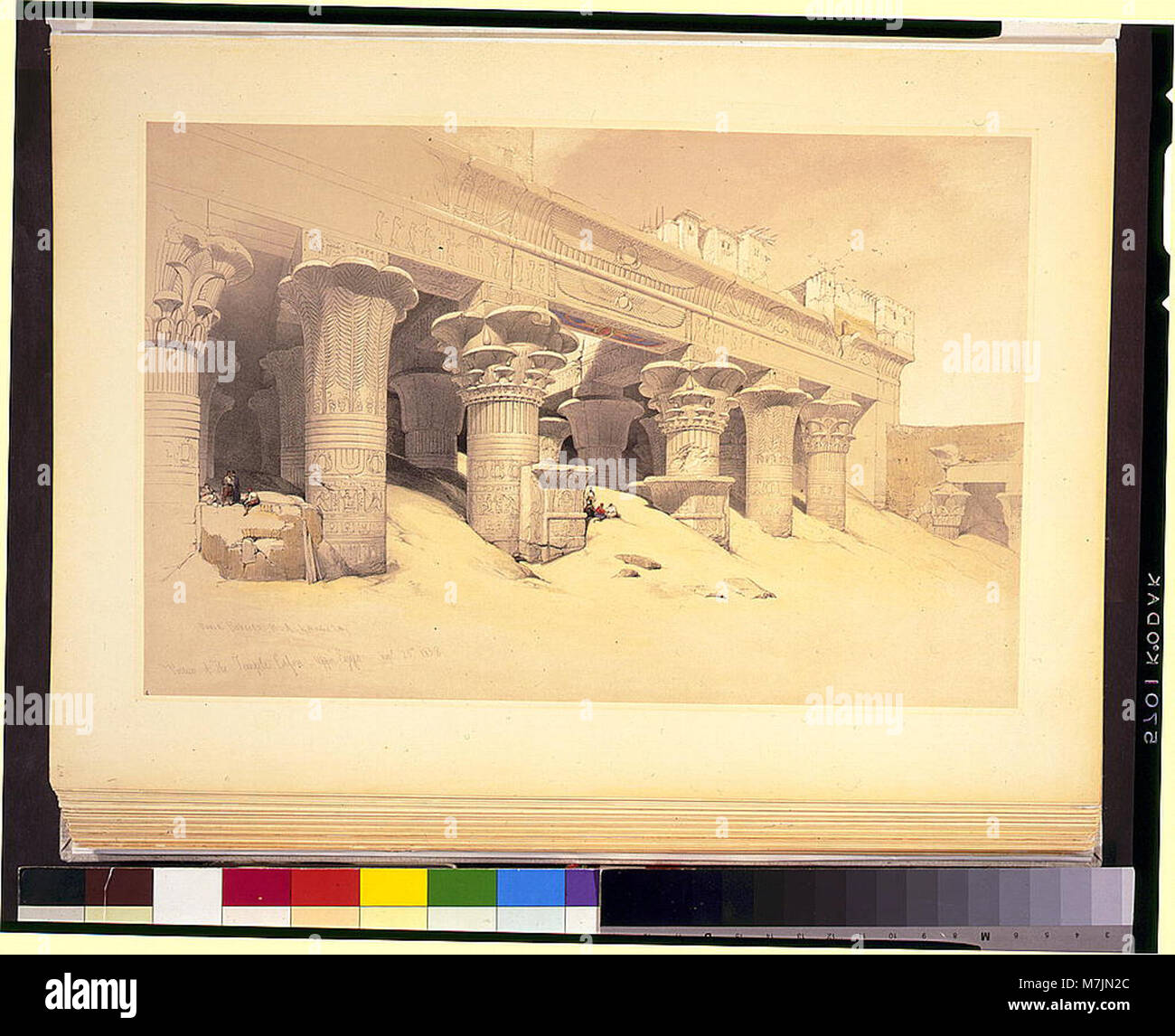Questa immagine raffigura il portico del Tempio di Edfu nell'alto Egitto, dipinto da David Roberts nel 1838. Il tempio è uno dei monumenti egiziani meglio conservati. Foto Stock