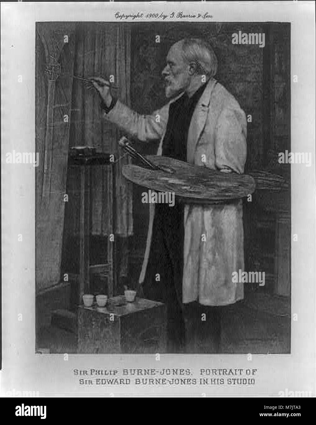 Un ritratto di Sir Edward Burne-Jones, catturato nel suo studio. L'immagine riflette il suo ambiente artistico e il suo contributo al movimento preraffaellita. Foto Stock