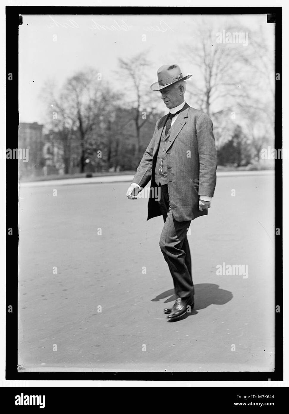 James Paul Clarke fu governatore dell'Arkansas dal 1895 al 1896 e senatore degli Stati Uniti dal 1903 al 1916. Questa immagine cattura la sua carriera politica e il servizio pubblico. Foto Stock