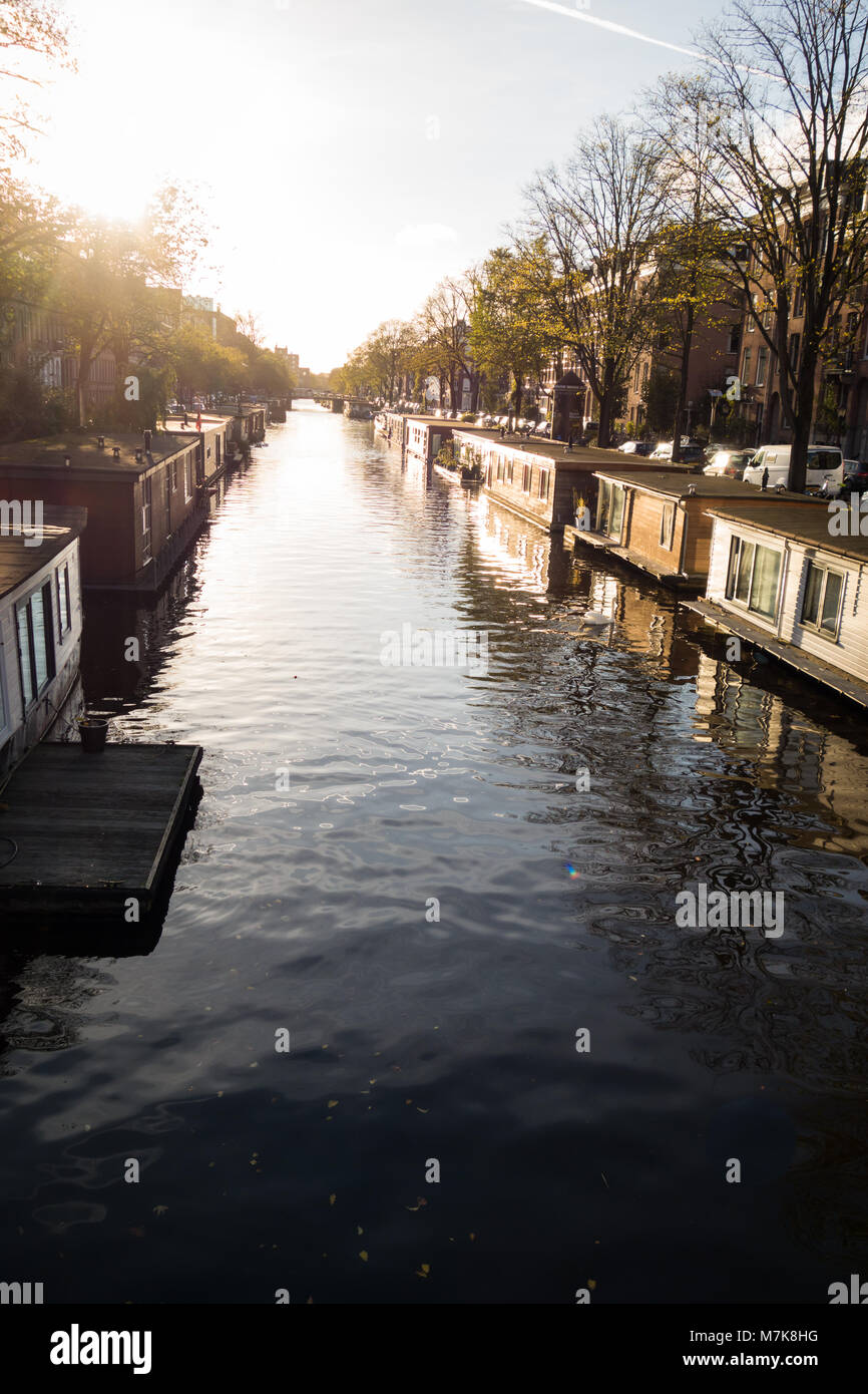 Casa galleggiante ad Amsterdam Foto Stock