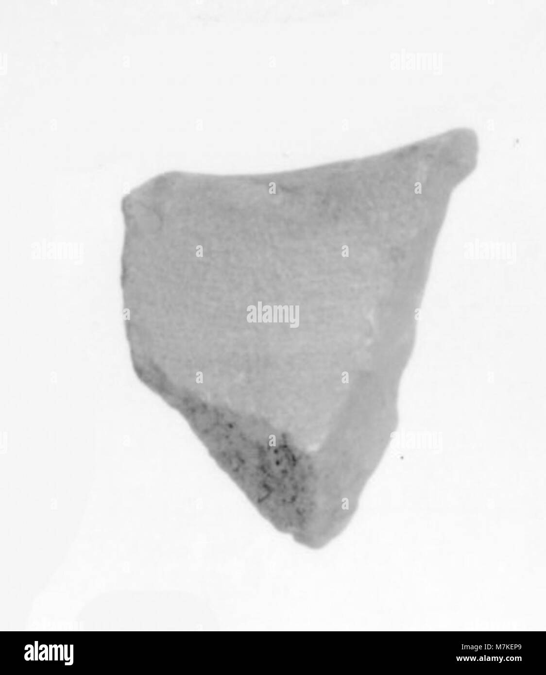 Frammenti canopici di calcare del torace risalenti al regno del faraone Siptah furono utilizzati nella mummificazione egizia antica per la conservazione degli organi e sono esposti al Metropolitan Museum of Art Foto Stock