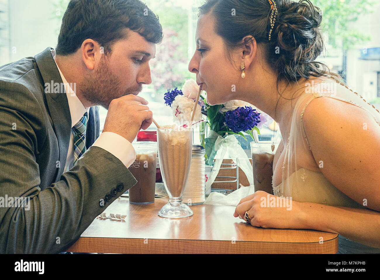 Una sposa giovane. Foto Stock