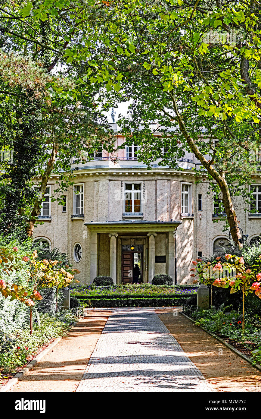 Berlino (Germania): Villa Wannsee, ubicazione della Conferenza di Wannsee xx Gennaio 1942: Haus der Wannsee-Konferenz Foto Stock