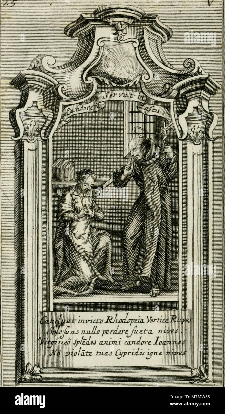 Un'incisione che illustra l'apparato cerimoniale utilizzato nella canonizzazione di Santa Teresa di Gesù, mostrando oggetti religiosi, disposizione dell'altare e pratiche cerimoniali legate ai rituali Vaticani. Foto Stock