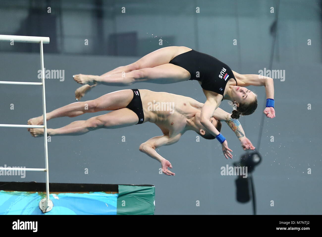 Beijin, Beijin, Cina. Undicesimo Mar, 2018. Pechino, Cina-11th Marzo 2018: subacquei cinese Lian Junjie e Lin Shan vincere la medaglia di oro di miscelati 10m piattaforma sincronizzata a FINA Diving World Series in Pechino, Marzo 11th, 2018. Credito: SIPA Asia/ZUMA filo/Alamy Live News Foto Stock