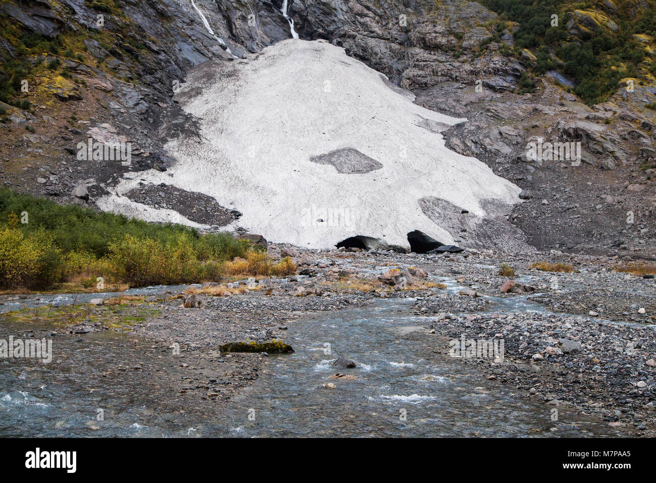 La parte inferiore del ghiacciaio Supphellebreen nel 2017, Jostedalsbreen National Park, Norvegia. Foto Stock