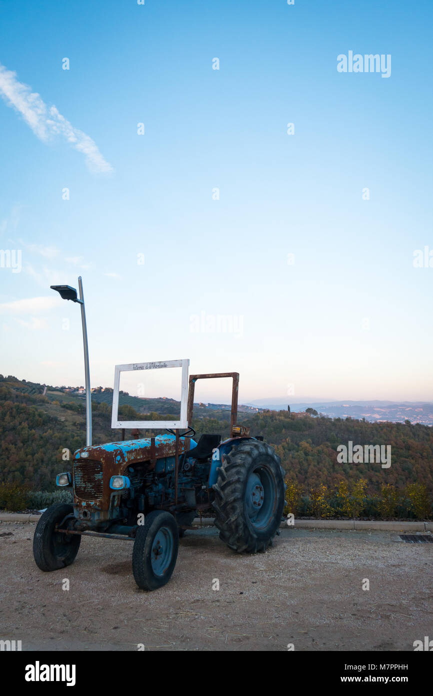 Vecchio Contadino In Vigneto Immagini E Fotografie Stock Ad Alta Risoluzione Alamy 4021