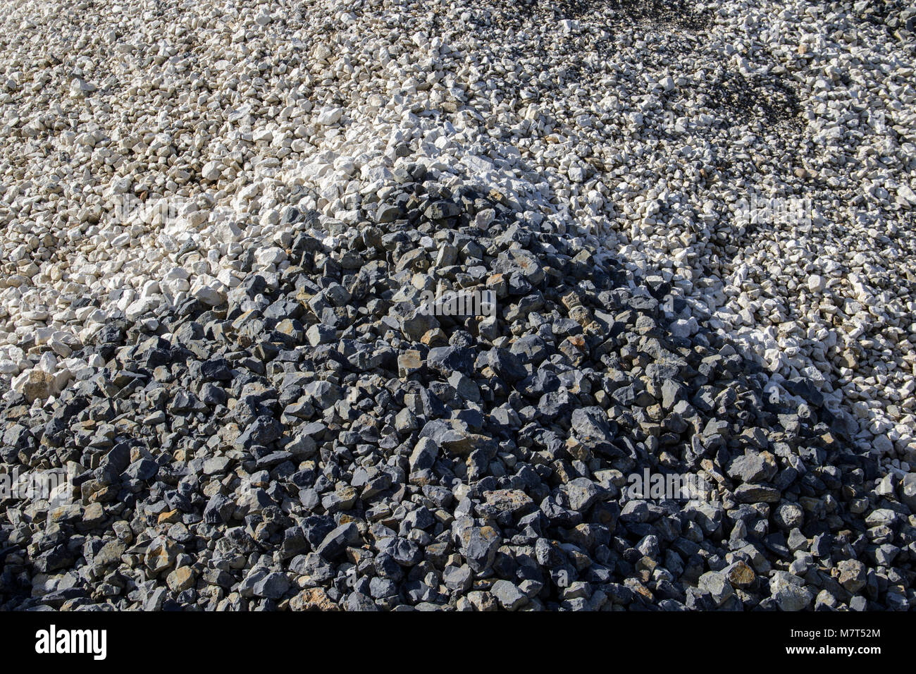 La costruzione di aggregati e dump di ghiaia Foto Stock