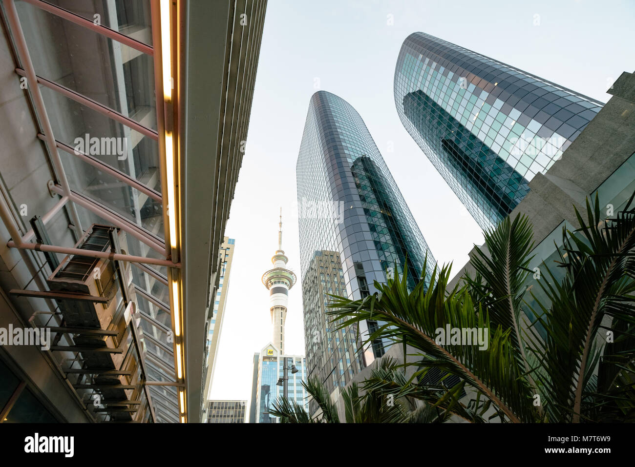 Auckland, Nuova Zelanda - Gennaio, 2016: grattacieli del centro finanziario della città Foto Stock