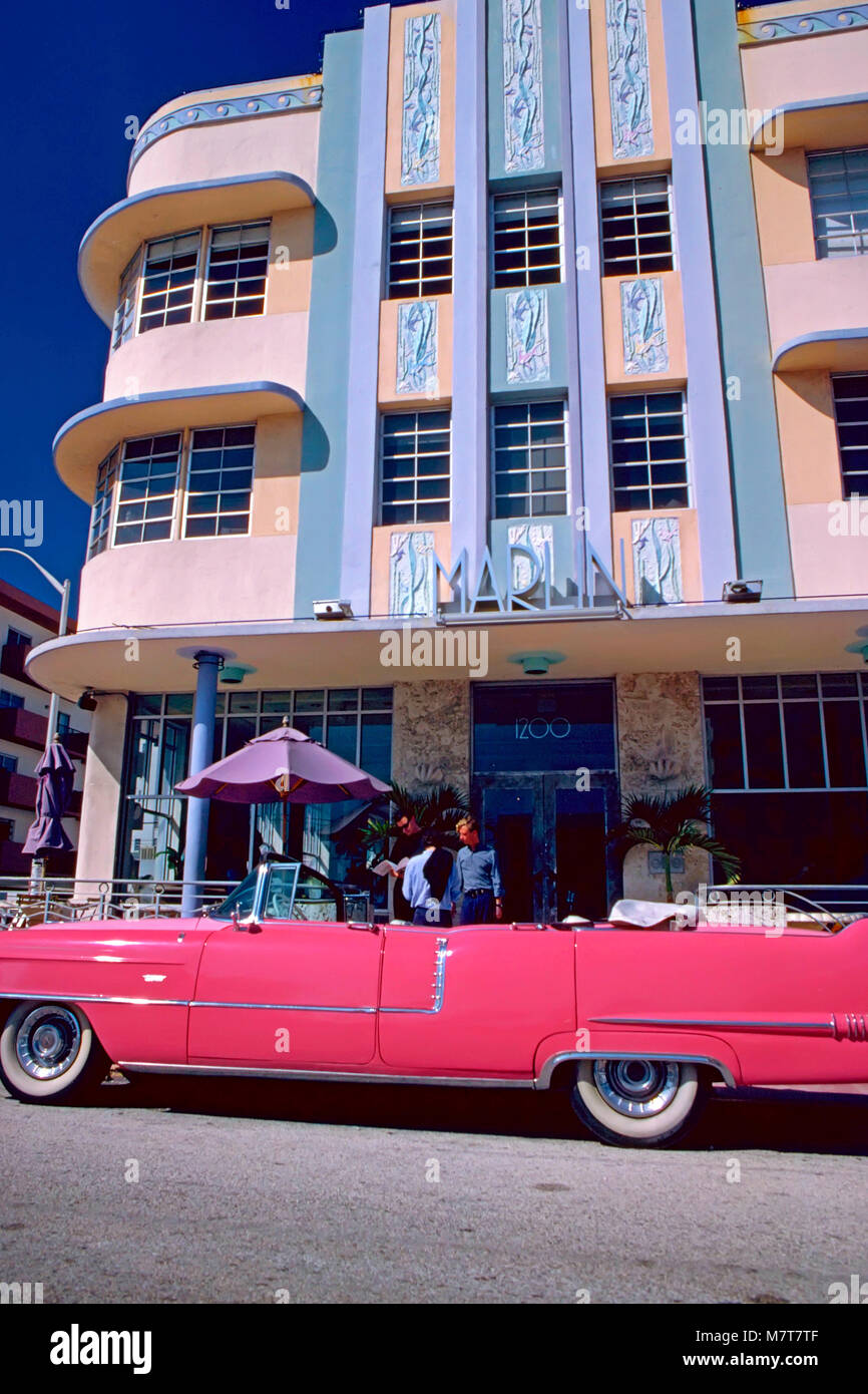 Classic car, Marlin Hotel, Miami Beach, Florida, Stati Uniti d'America Foto Stock
