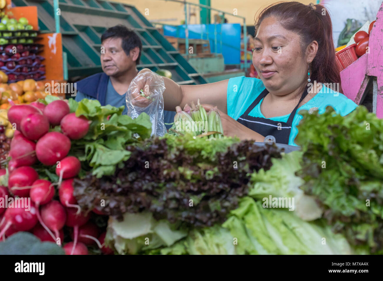 Oaxaca, Oaxaca, Messico - Il Mercado Zonal Las Flores, un mercato di prossimità in Las Flores quartiere. Foto Stock