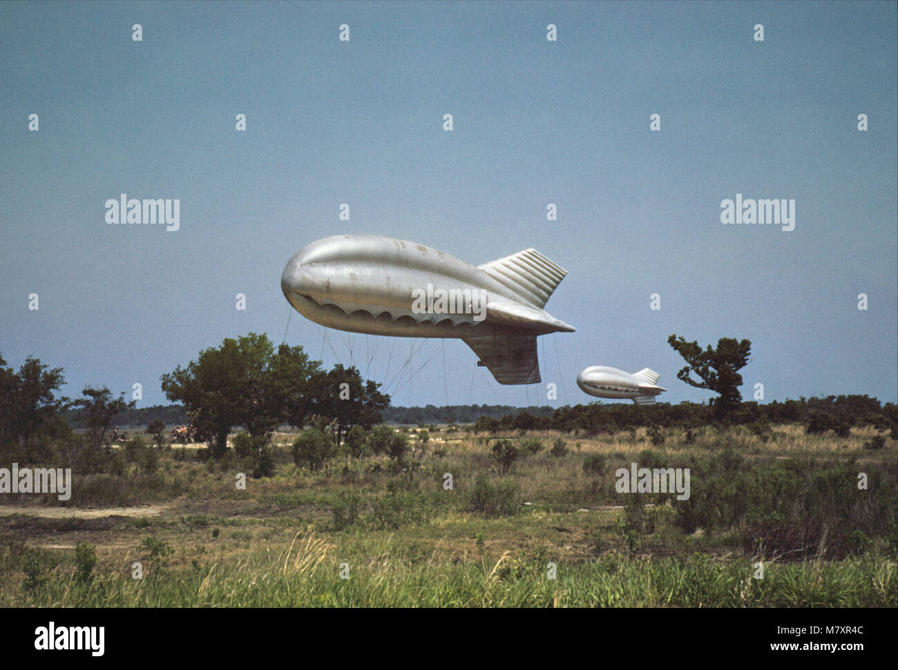 Marine Corps Barrage palloncini, Parris Island, South Carolina, Alfred T. Palmer per ufficio di informazione di guerra, Maggio 1942 Foto Stock