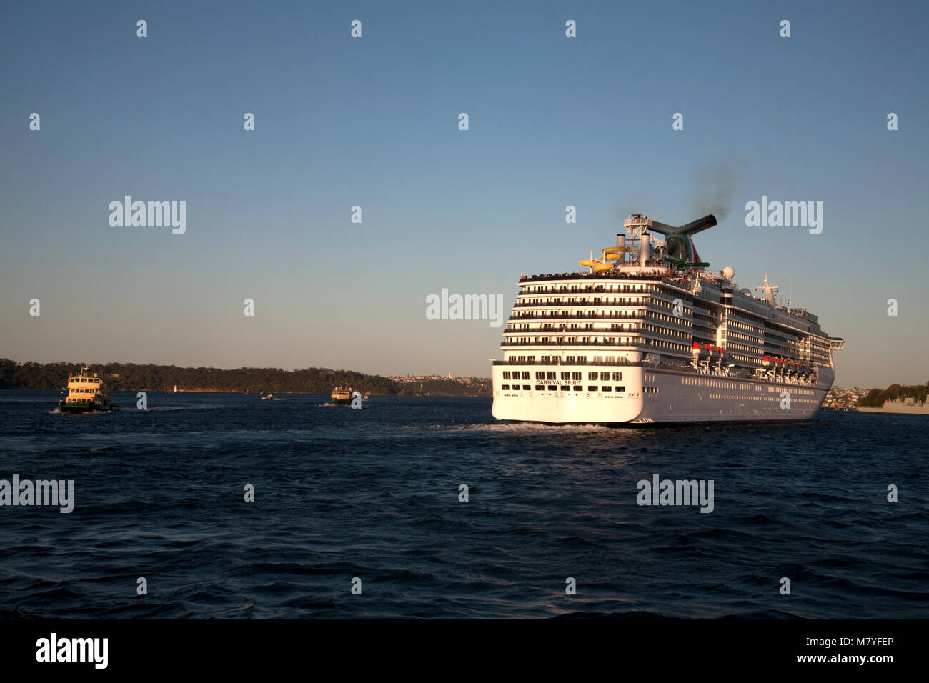 Crociera P&O spirito di carnevale il porto di Sydney Sydney New South Wales AUSTRALIA Foto Stock