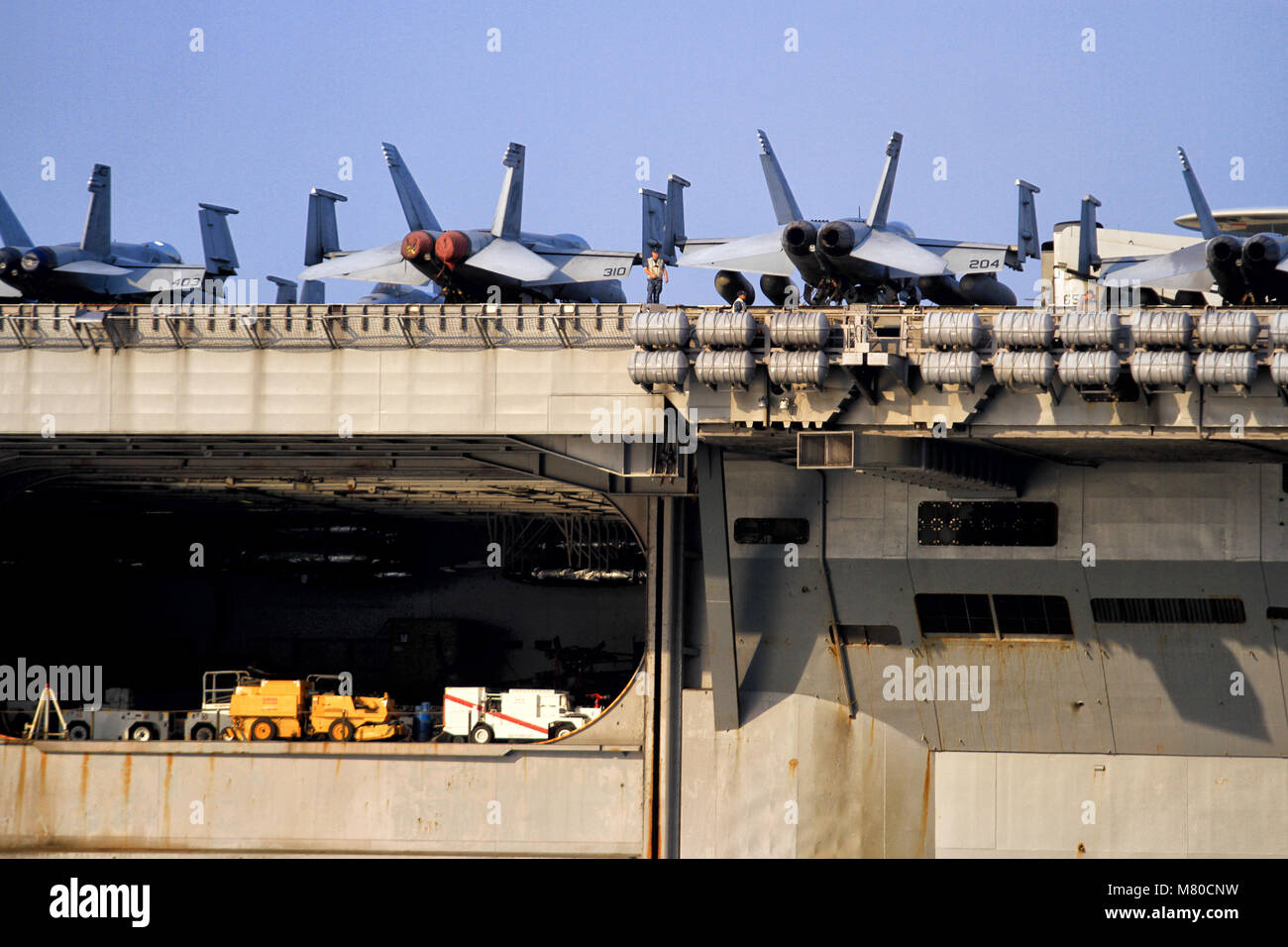 Caccia F/A-18 E/F Super Hornet sul vettore USS Carl Vinson Foto Stock