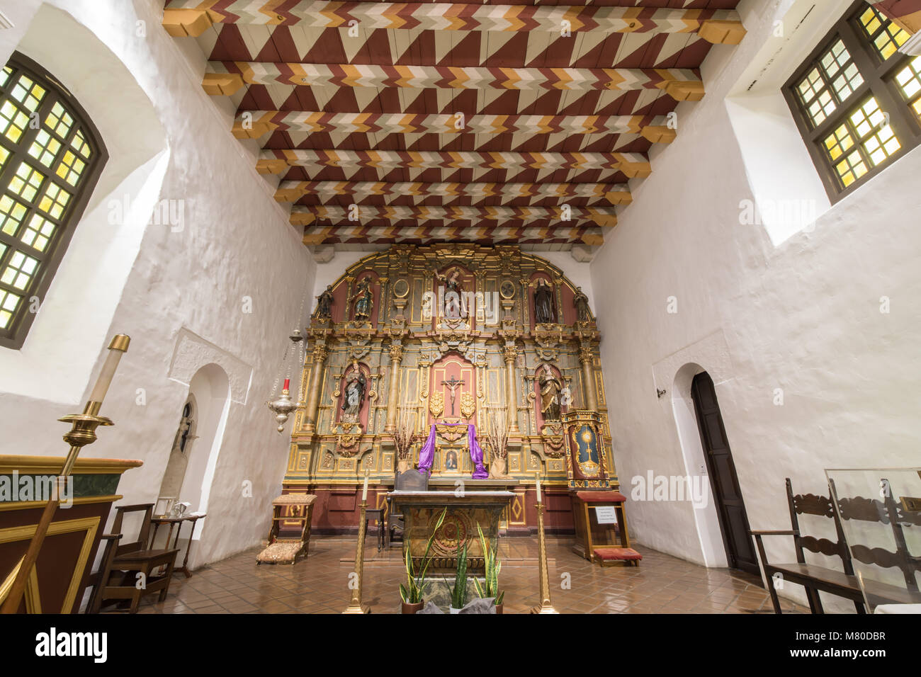 San Francisco, California - Marzo 10, 2018: interno dell altare della chiesa della Missione di San Francisco de Asis, o Mission Dolores Foto Stock