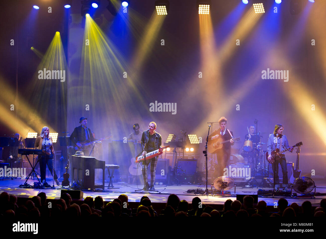 Manchester, Regno Unito. Xii marzo, 2018. Indie rock band di belle e Sebastian in concerto presso la Bridgewater Hall. Manchester, Regno Unito, 12 marzo 2018. Foto Stock