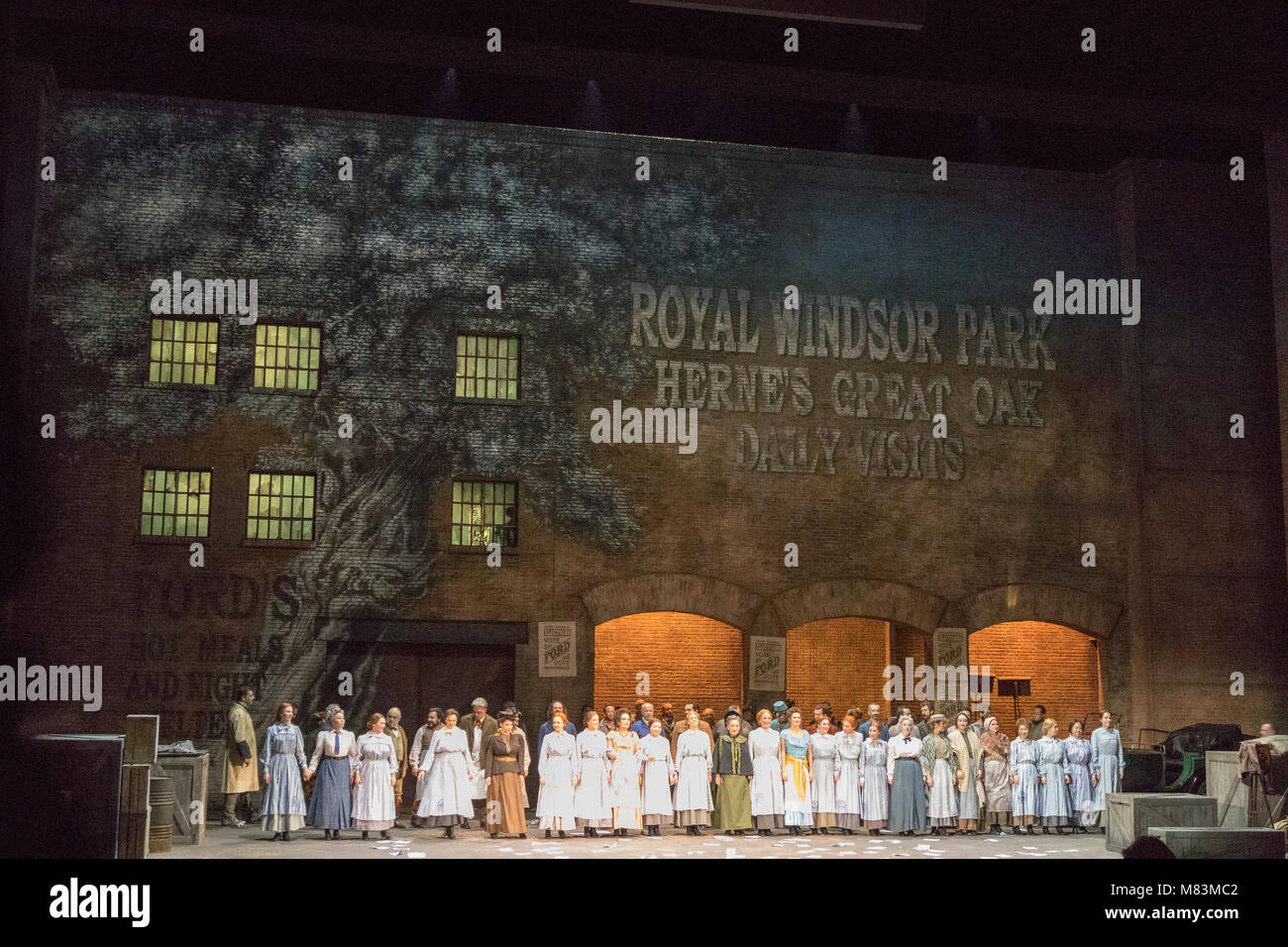 Curtain Call per verdiano Falstaff, Opera Bastille, Parigi, Francia Foto Stock