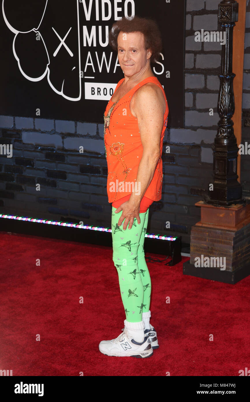 Richard Simmons assiste il 2013 MTV Video Music Awards presso la Barclays Center su agosto 25, 2013 in Brooklyn borough di New York City. Foto Stock