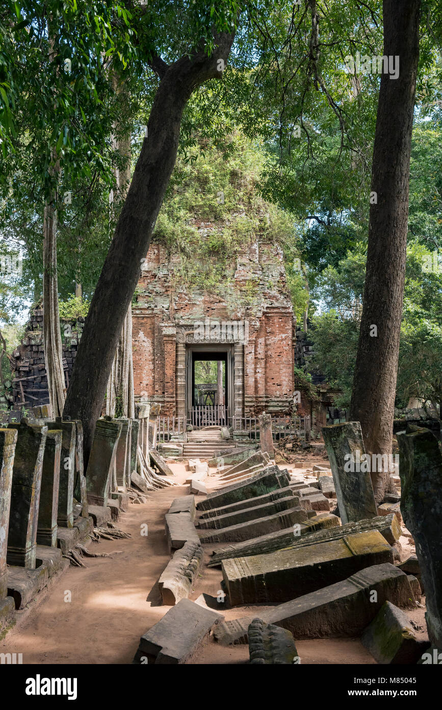 Prasat Krahom a Koh Ker tempio, Cambogia Foto Stock