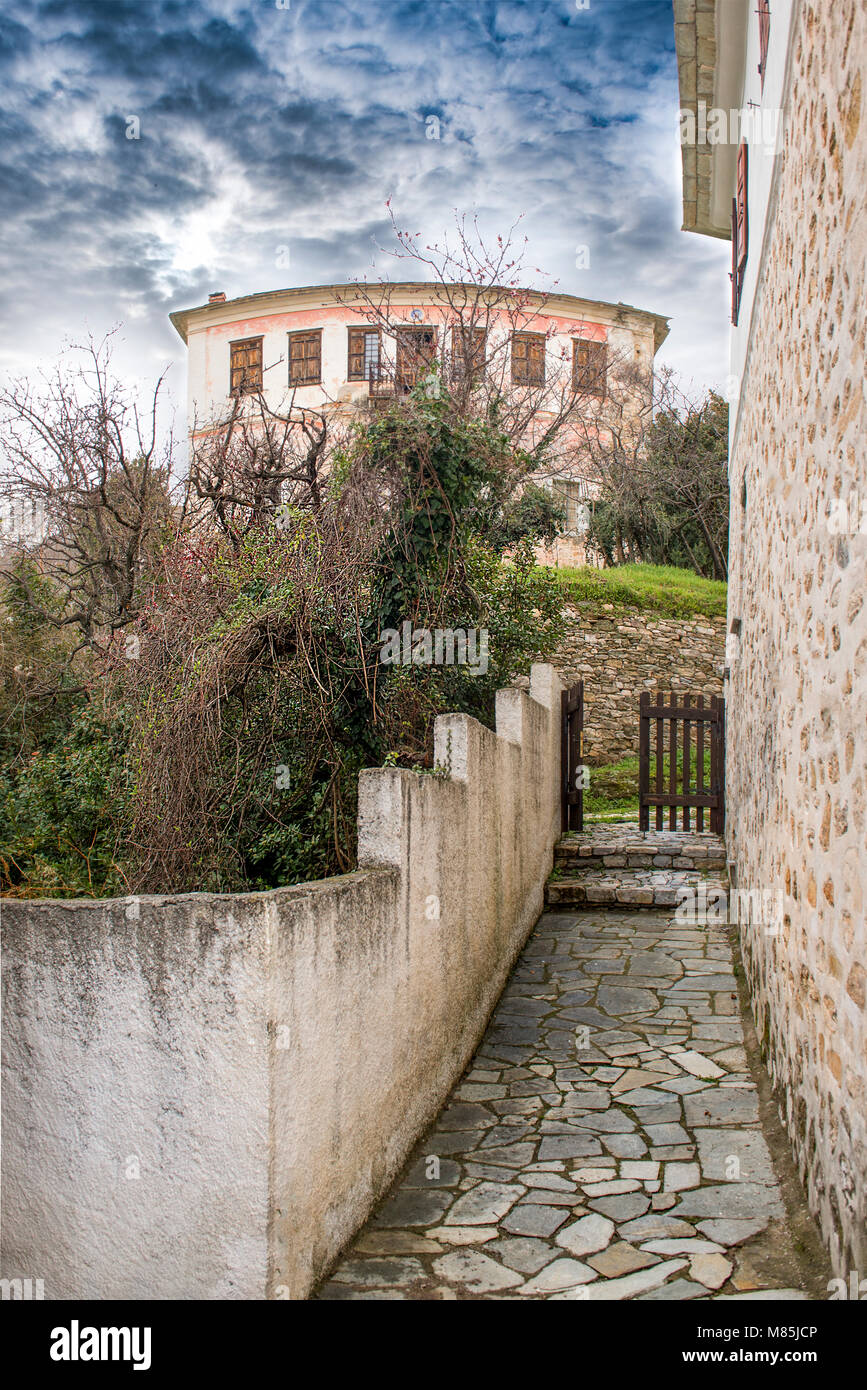 Street case e vista sul villaggio di miglia di Pelion mountain, Grecia Foto Stock